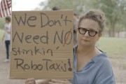 池州特斯拉在得州奥斯汀遭遇抗议活动：反对马斯克Robotaxi计划
